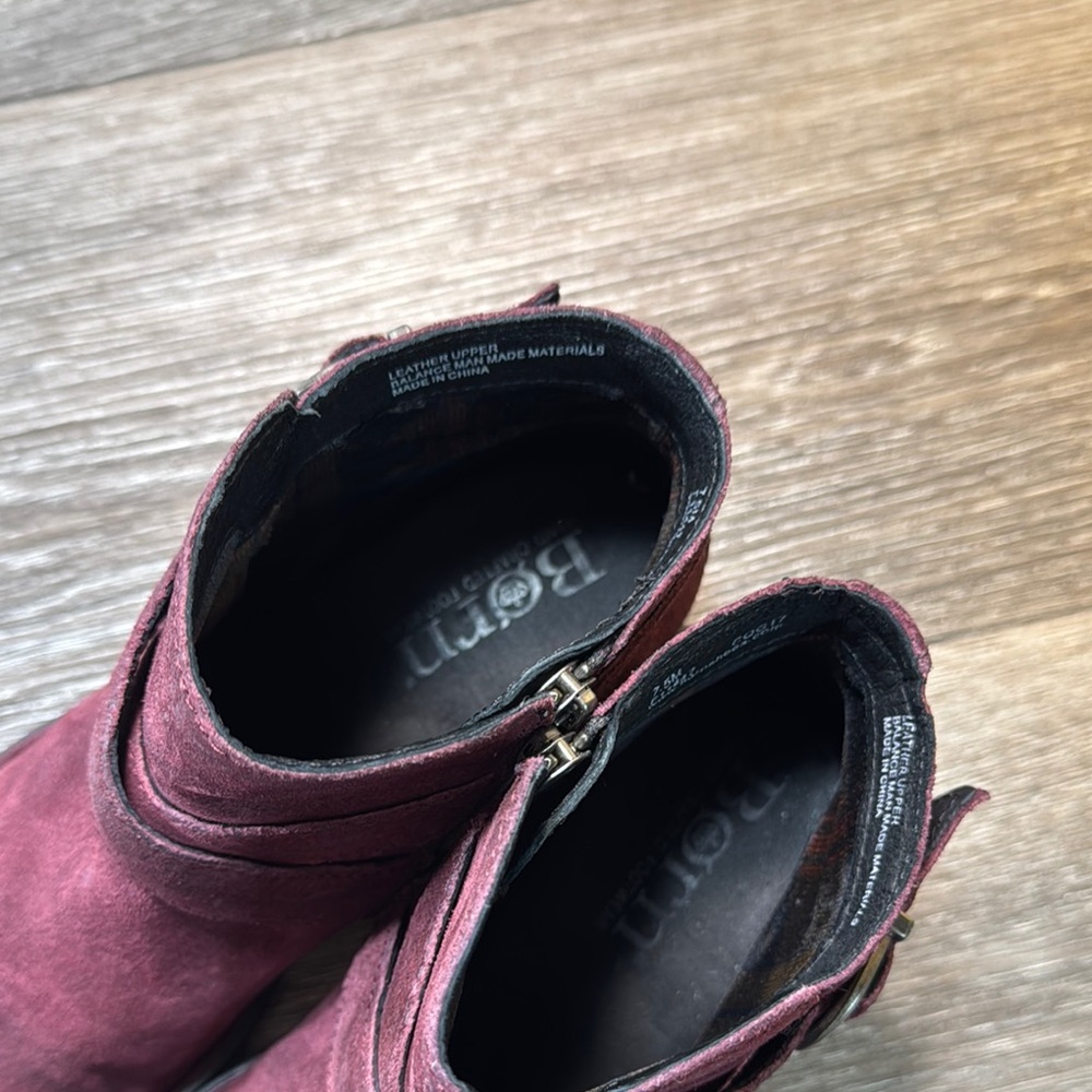 Born Women's Burgundy Suede/ leather Ankle Boots size 7.5 (b99) - Picture 6 of 9